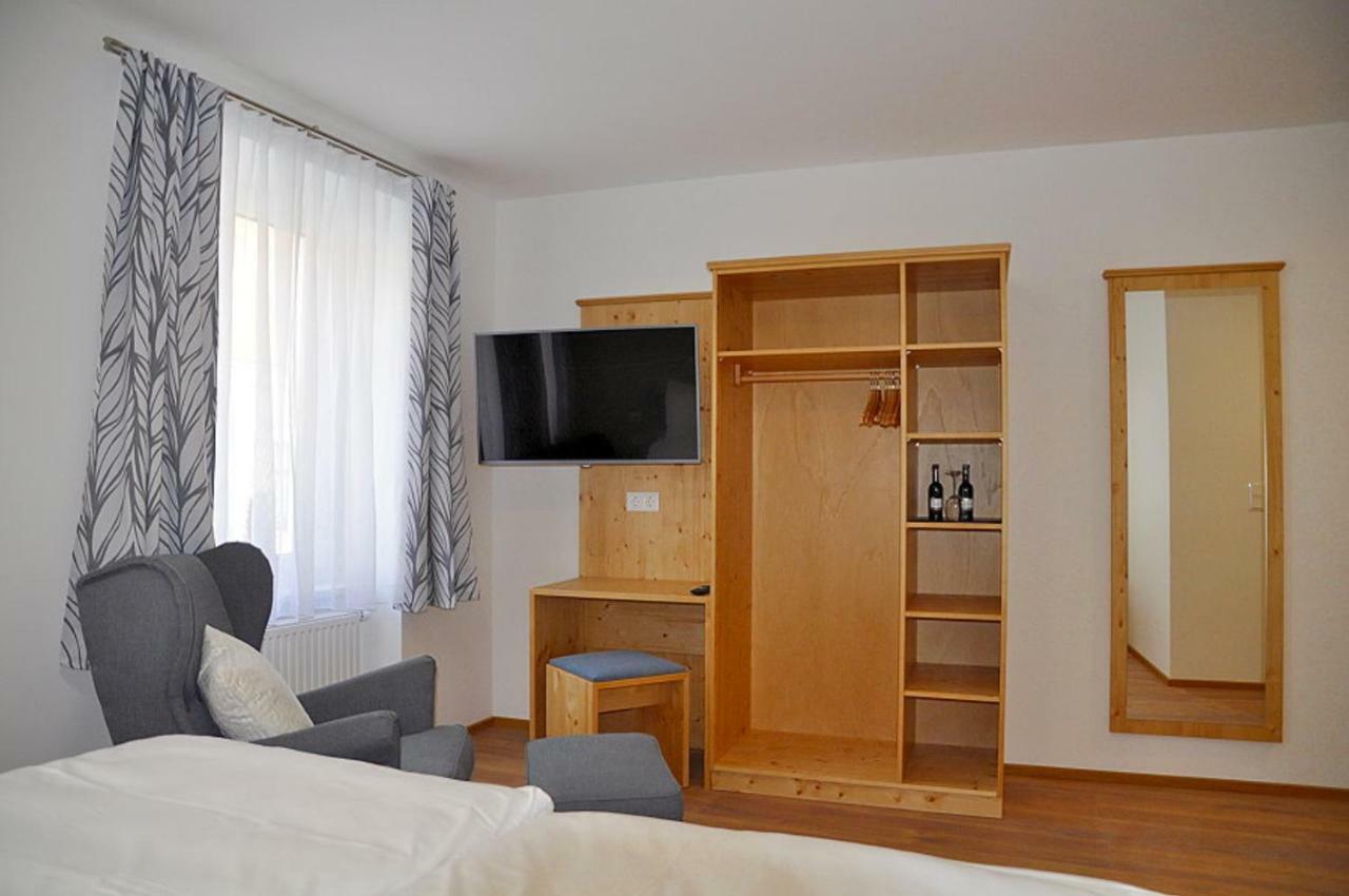 Bed and Breakfast Bed Bike & Breakfast Traismauer Екстер'єр фото