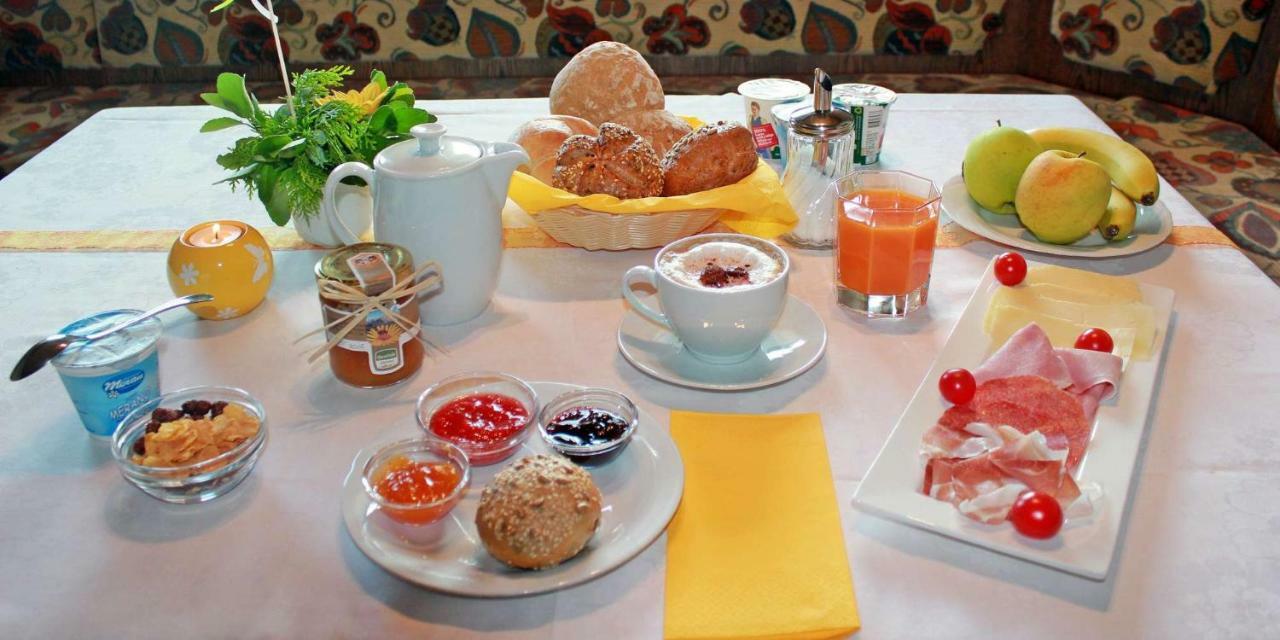 Bed and Breakfast Bed Bike & Breakfast Traismauer Екстер'єр фото
